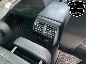 Volkswagen Passat 2.0 TDI BiTurbo 16V 4Motion Épave (2018, Gris)