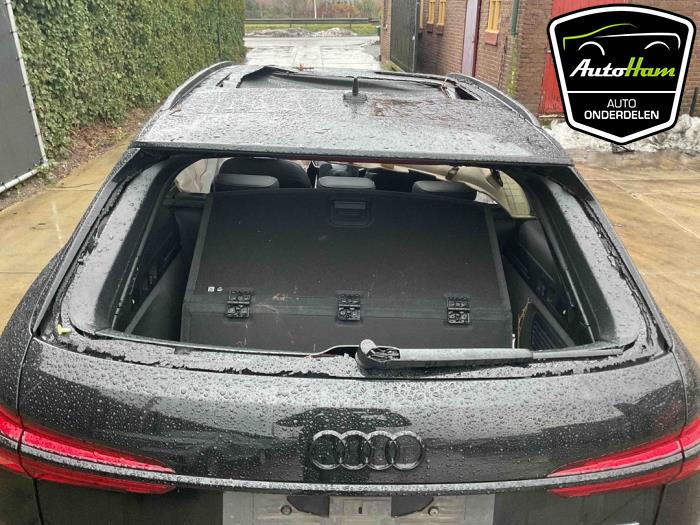 Audi A6 Avant 3.0 V6 24V 50 TDI Mild Hybrid Quattro Épave (2019, Noir)