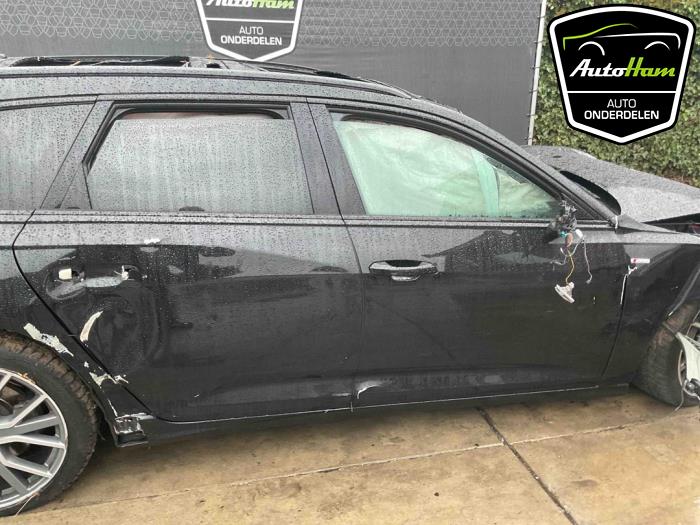 Audi A6 Avant 3.0 V6 24V 50 TDI Mild Hybrid Quattro Épave (2019, Noir)
