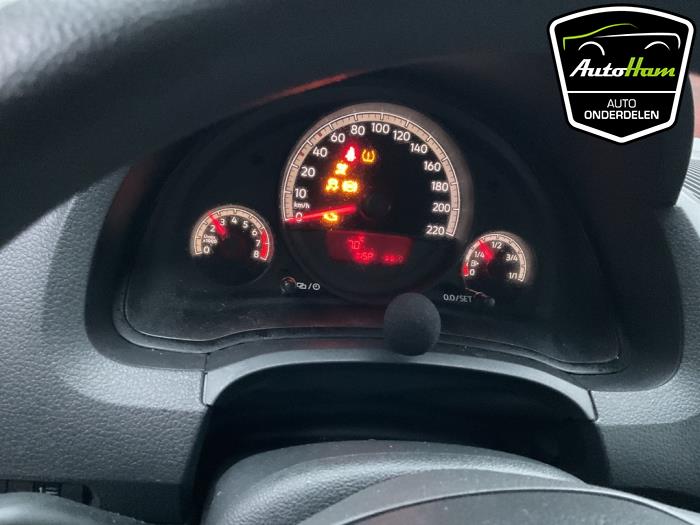 Volkswagen Up! 1.0 12V 60 Samochód złomowany (2020, Bialy)