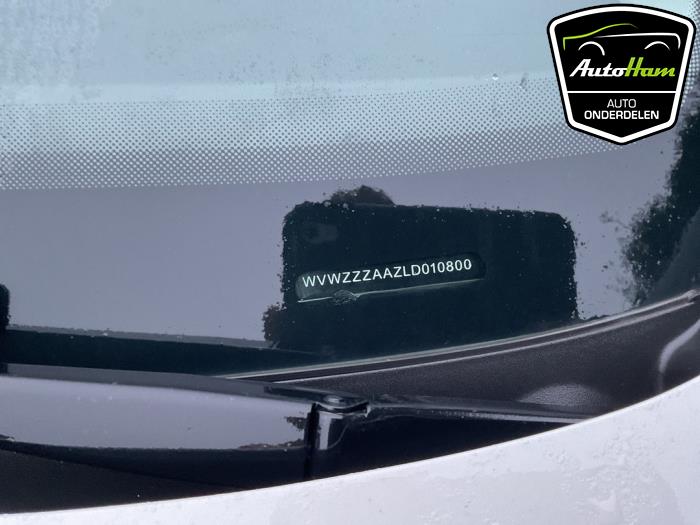 Volkswagen Up! 1.0 12V 60 Samochód złomowany (2020, Bialy)