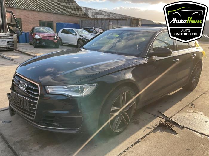 Audi A6 Avant 2.0 TDI 16V Samochód złomowany (2015, Czarny)