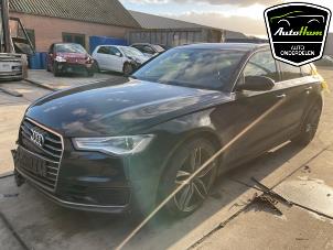 Audi A6 Avant 2.0 TDI 16V Samochód złomowany (2015, Czarny)