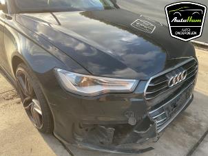 Audi A6 Avant 2.0 TDI 16V Samochód złomowany (2015, Czarny)