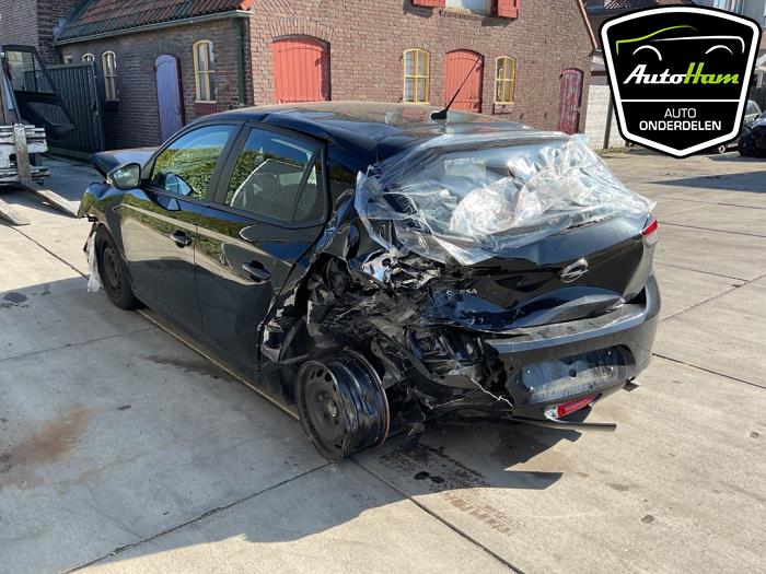 Opel Corsa F 1.2 12V 75 Épave (2021, Noir)