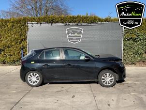Opel Corsa F 1.2 12V 75 Épave (2021, Noir)