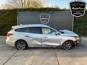 Ford Focus 4 Wagon 1.0 EcoBoost 12V Hybrid 155 Samochód złomowany (2025, Szary)