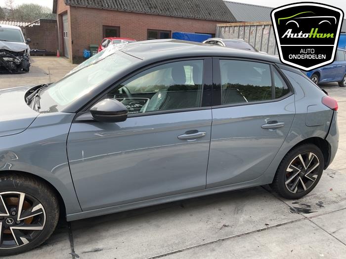 Opel Corsa F 1.2 Turbo 12V 100 Hybrid Épave (2024, Gris)
