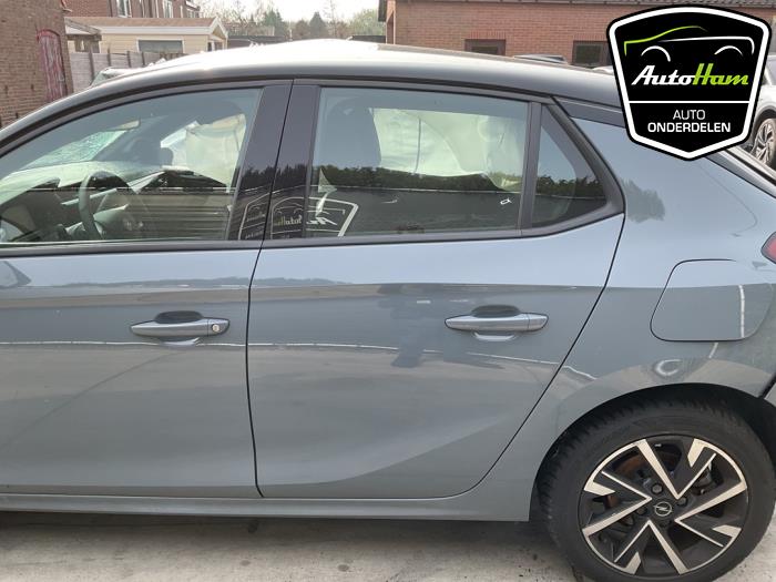 Opel Corsa F 1.2 Turbo 12V 100 Hybrid Épave (2024, Gris)