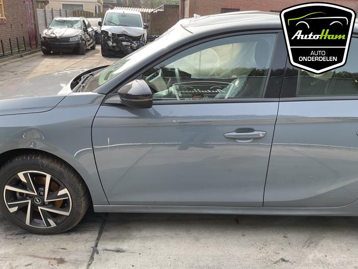 Opel Corsa F 1.2 Turbo 12V 100 Hybrid Épave (2024, Gris)