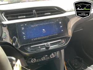 Opel Corsa F 1.2 Turbo 12V 100 Hybrid Épave (2024, Gris)