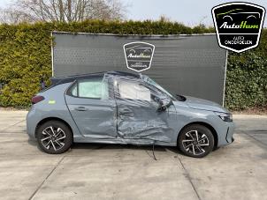 Opel Corsa F 1.2 Turbo 12V 100 Hybrid Épave (2024, Gris)
