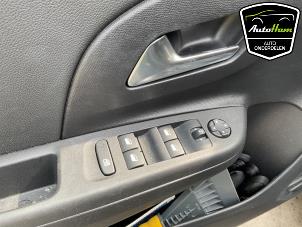 Opel Corsa F 1.2 Turbo 12V 100 Hybrid Épave (2024, Gris)