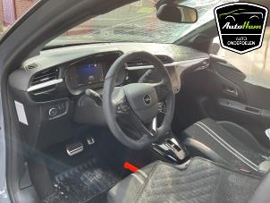 Opel Corsa F 1.2 Turbo 12V 100 Hybrid Épave (2024, Gris)