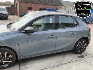 Opel Corsa F 1.2 Turbo 12V 100 Hybrid Épave (2024, Gris)
