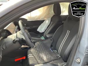 Opel Corsa F 1.2 Turbo 12V 100 Hybrid Épave (2024, Gris)