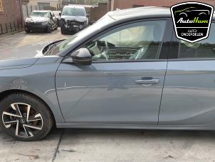 Opel Corsa F 1.2 Turbo 12V 100 Hybrid Épave (2024, Gris)
