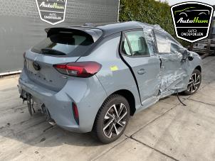 Opel Corsa F 1.2 Turbo 12V 100 Hybrid Épave (2024, Gris)