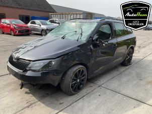 Skoda Fabia III Combi 1.0 TSI 12V Épave (2018, Noir)