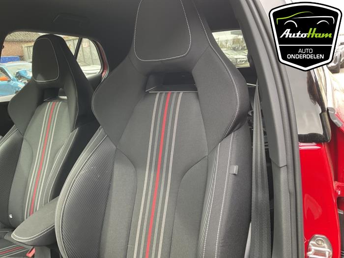Skoda Fabia IV 1.0 TSI 12V Épave (2026, Rouge, Noir)