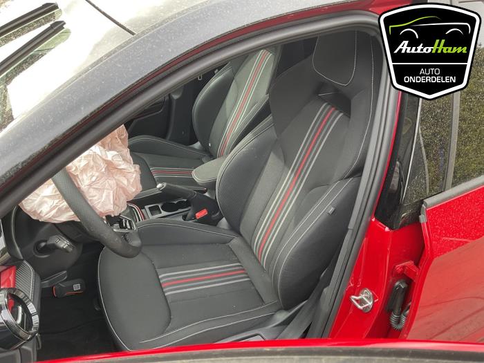 Skoda Fabia IV 1.0 TSI 12V Épave (2026, Rouge, Noir)