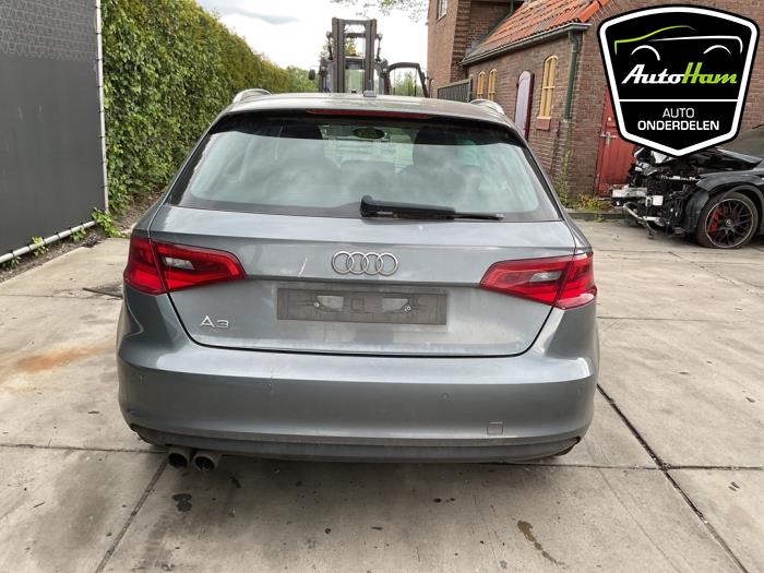 Audi A3 Sportback 1.4 TFSI 16V Samochód złomowany (2013, Szary)