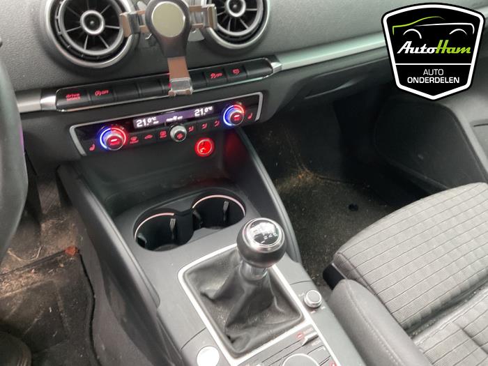 Audi A3 Sportback 1.4 TFSI 16V Samochód złomowany (2013, Szary)