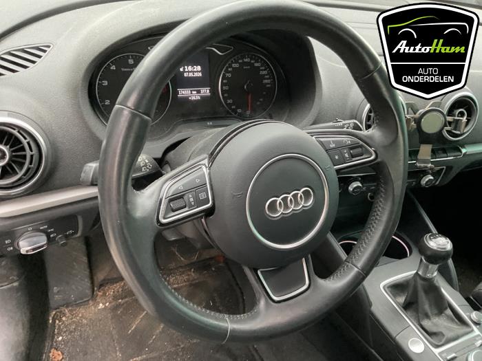 Audi A3 Sportback 1.4 TFSI 16V Samochód złomowany (2013, Szary)