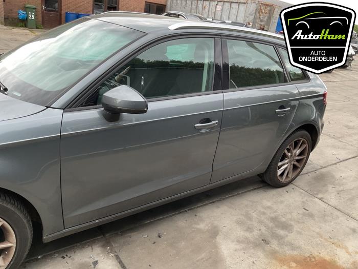 Audi A3 Sportback 1.4 TFSI 16V Samochód złomowany (2013, Szary)