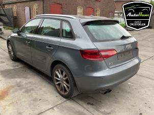 Audi A3 Sportback 1.4 TFSI 16V Samochód złomowany (2013, Szary)