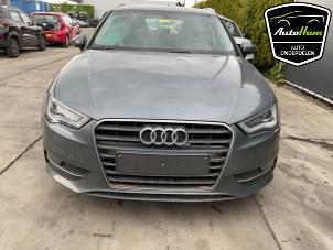 Audi A3 Sportback 1.4 TFSI 16V Samochód złomowany (2013, Szary)