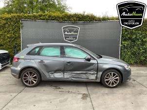 Audi A3 Sportback 1.4 TFSI 16V Samochód złomowany (2013, Szary)