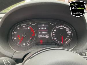 Audi A3 Sportback 1.4 TFSI 16V Samochód złomowany (2013, Szary)