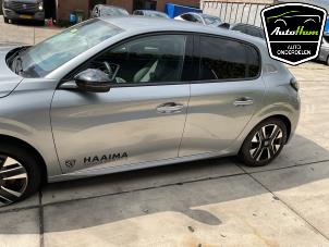 Peugeot 208 II 1.2 Hybrid 100 Vehículo de desguace (2024, Gris)