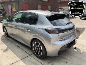 Peugeot 208 II 1.2 Hybrid 100 Vehículo de desguace (2024, Gris)
