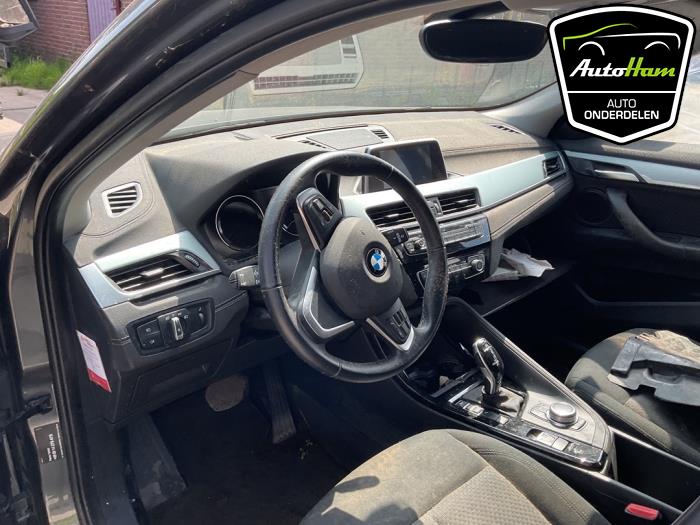 BMW X2 sDrive 20i 1.5 12V TwinPower Turbo Épave (2018, Gris)