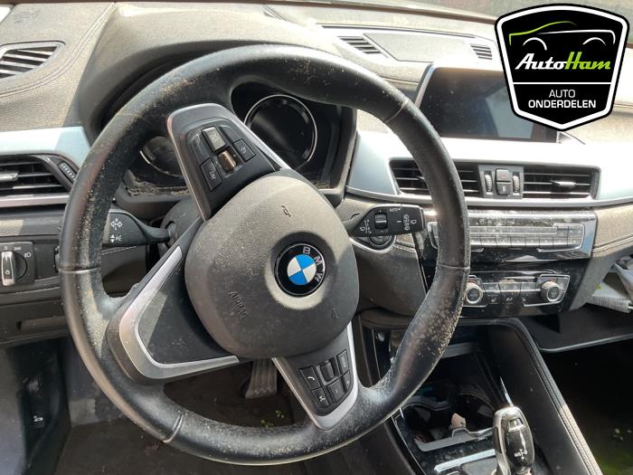 BMW X2 sDrive 20i 1.5 12V TwinPower Turbo Épave (2018, Gris)
