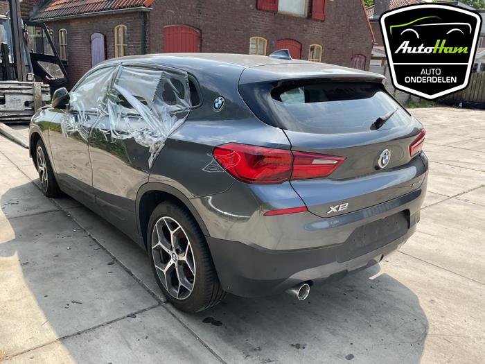 BMW X2 sDrive 20i 1.5 12V TwinPower Turbo Épave (2018, Gris)