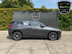 BMW X2 sDrive 20i 1.5 12V TwinPower Turbo Épave (2018, Gris)