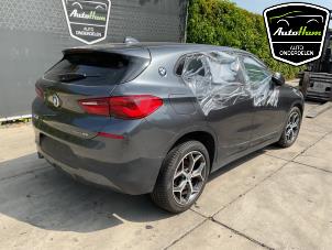 BMW X2 sDrive 20i 1.5 12V TwinPower Turbo Épave (2018, Gris)