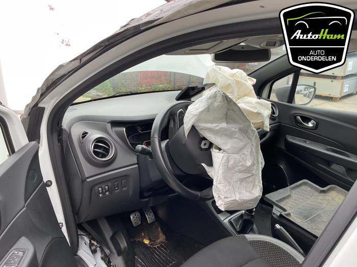 Renault Captur I 1.2 TCE 16V EDC Épave (2018, Blanc)