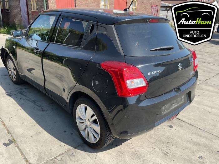 Suzuki Swift 1.2 Dual Jet 16V SHVS Épave (2021, Noir)