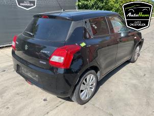 Suzuki Swift 1.2 Dual Jet 16V SHVS Épave (2021, Noir)