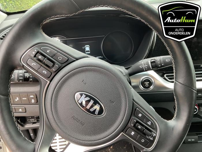 Kia Niro I E-Niro 64 kWh Vehículo de desguace (2021, Blanco)