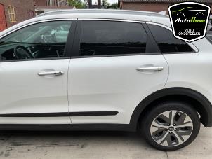 Kia Niro I E-Niro 64 kWh Vehículo de desguace (2021, Blanco)