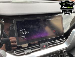 Kia Niro I E-Niro 64 kWh Vehículo de desguace (2021, Blanco)