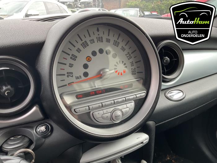 Mini Mini 1.6 16V Cooper Vehículo de desguace (2009, Negro)