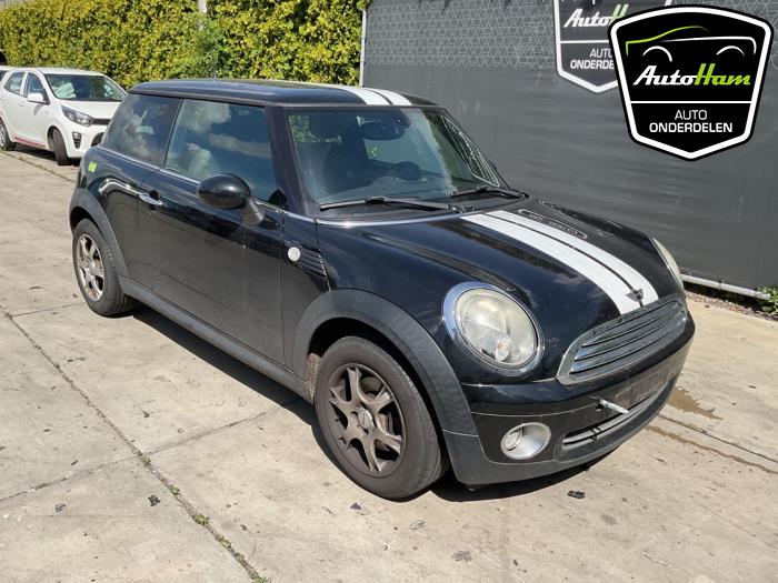 Mini Mini 1.6 16V Cooper Vehículo de desguace (2009, Negro)