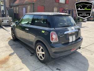 Mini Mini 1.6 16V Cooper Vehículo de desguace (2009, Negro)