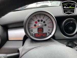 Mini Mini 1.6 16V Cooper Vehículo de desguace (2009, Negro)
